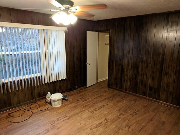 3rd image of 309 Tyler Ave