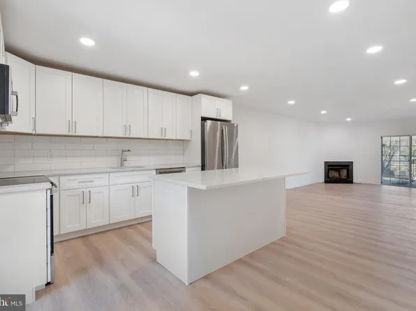 167 Valley Stream Cir #167G, Wayne, PA 19087