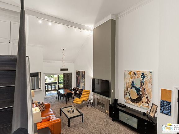 2nd image of 10306 Summertime Ln