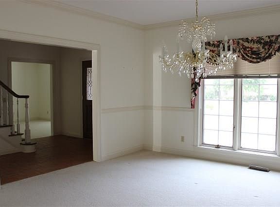 4th image of 207 Ironwood Dr