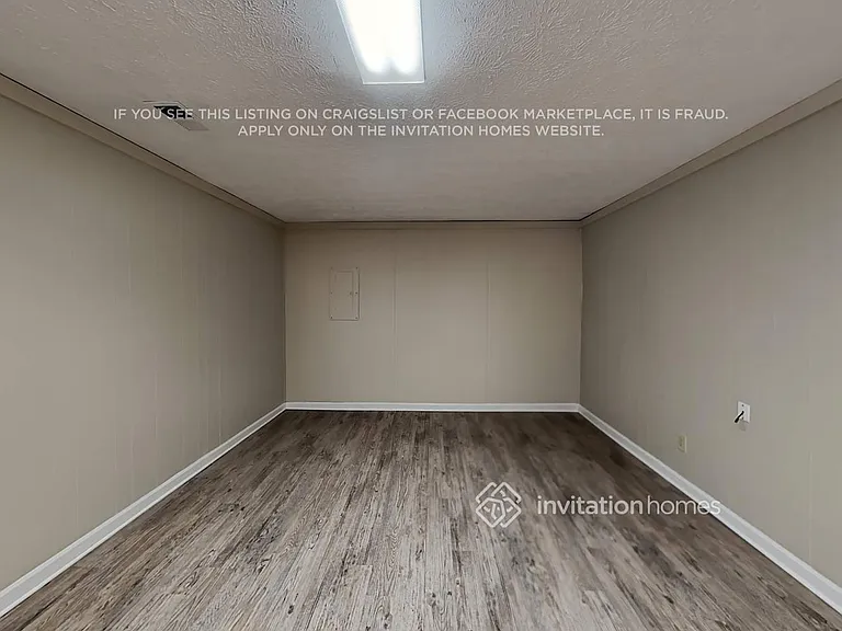 3541 Ridge View Ct NE — Photo 10