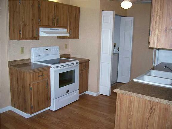 4th image of 5068 Alfred Dr