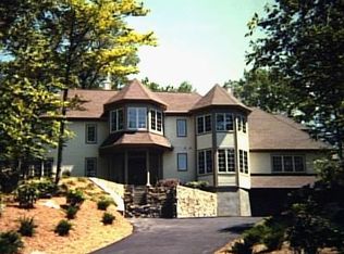 23 Blackberry East Dr, Stamford, CT 06903