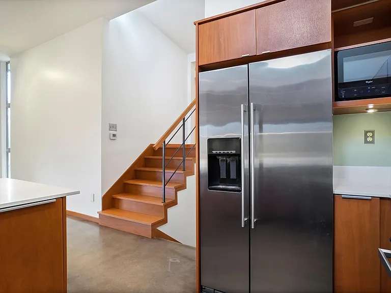 1403 Kendolph Dr — Photo 4