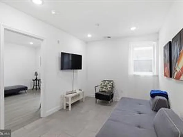 925-29 N Broad St, Philadelphia, PA