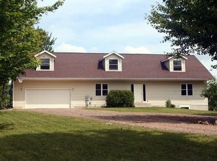 1305 Old 8 Rd, Ladysmith, WI 54848