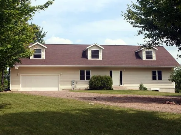 1305 Old 8 Rd, Ladysmith, WI 54848