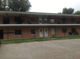 706 S Cherokee St APT 1, Taylorville, IL 62568