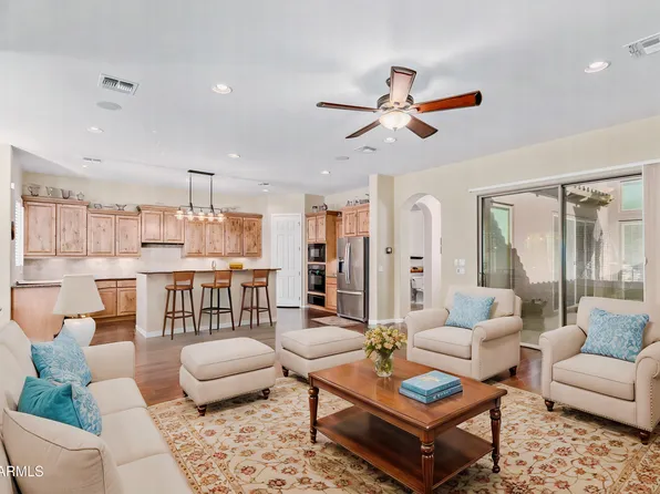 3817 E CIELO GRANDE Avenue, Phoenix, AZ 85050