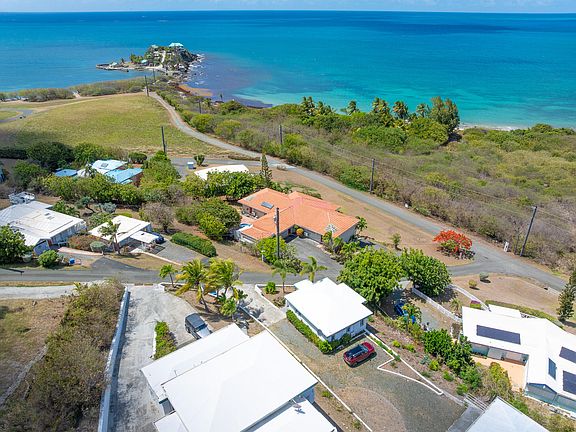 4th image of 44 Green Cay EA