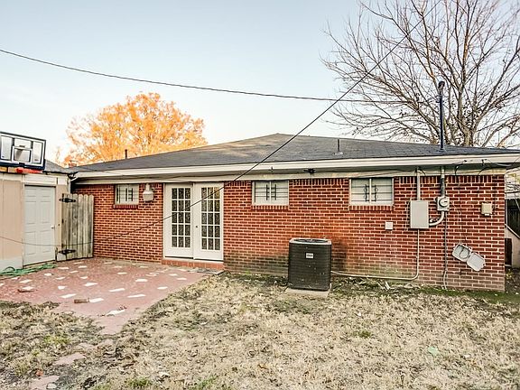 4th image of 1435 Stacey St