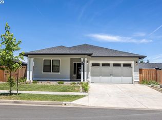 743 Argon Ave, Eugene, OR 97404