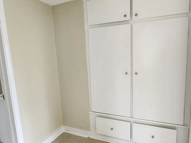 606 Chaseville St — Photo 10