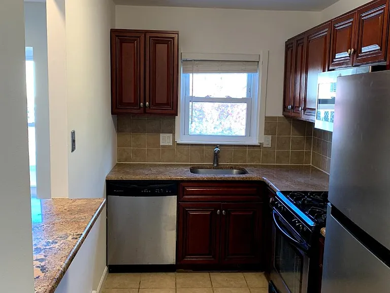 9358 Neil Rd #A — Photo 8
