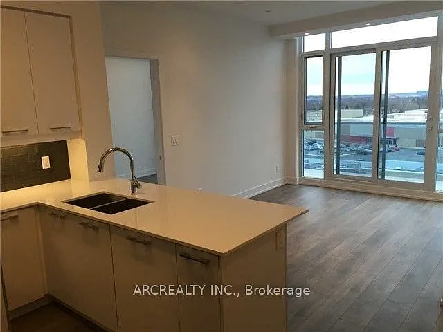 9471 Yonge St #740 — Photo 10