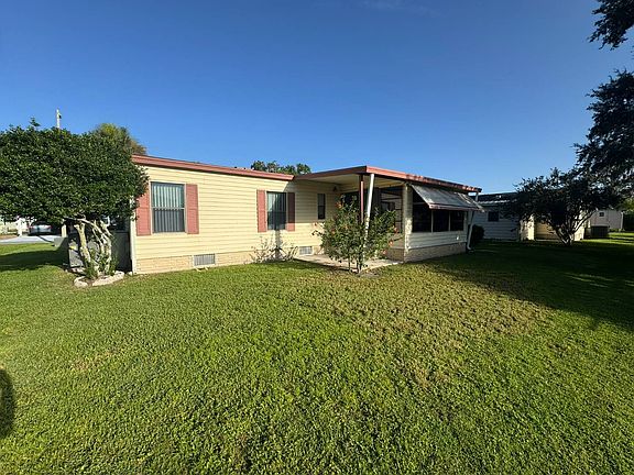 5th image of 236 Country Ln