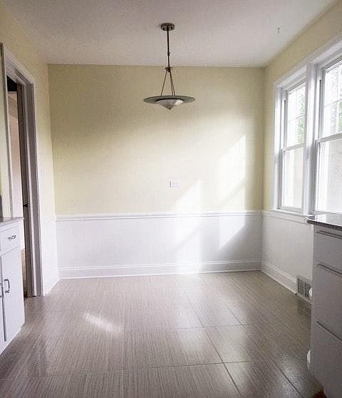 1st image of 6130 N Richmond St #2