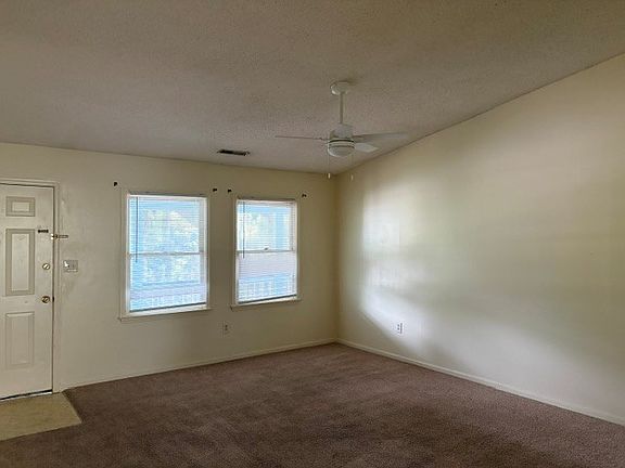 5th image of 25 Sams Point Rd APT 4B