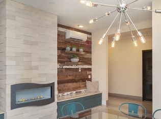 768 W. Jackson, Chicago, IL 60661
