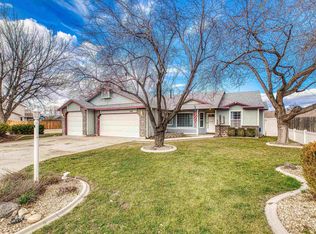 546 Fall Dr, Nampa, ID 83686