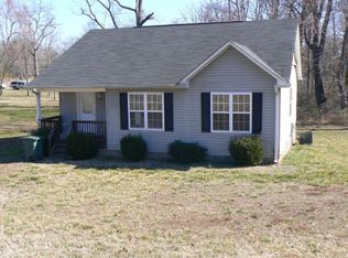 110 S Hale St, Eden, NC 27288