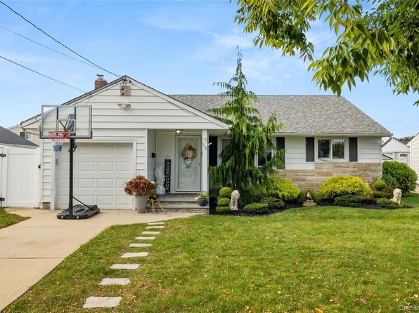 116 Massapequa Ave