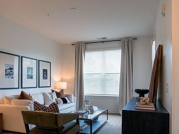 Tempo Living Room