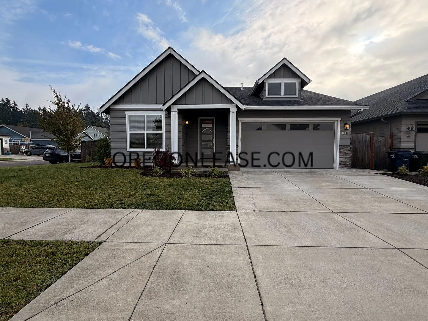 3 bedroom 2 bath 1680 sqft Springfield home — Photo 1