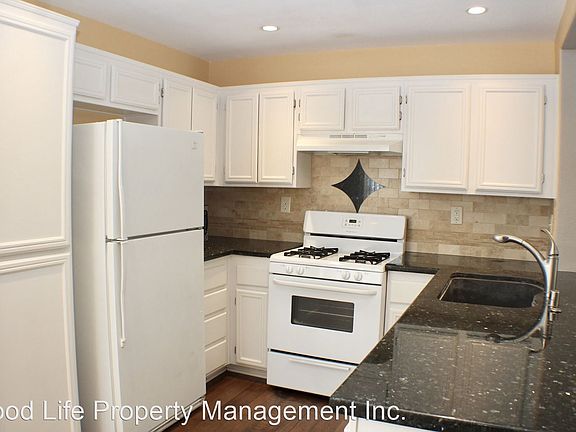 5th image of 10124 Wateridge Cir Unit 111