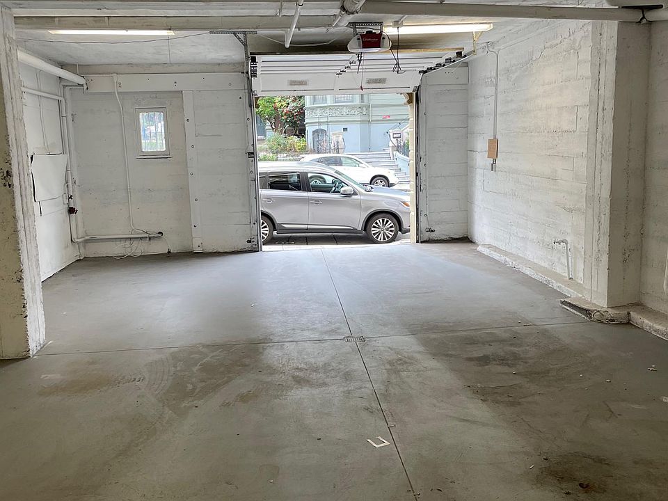 2nd image of 2030 Franklin St #1