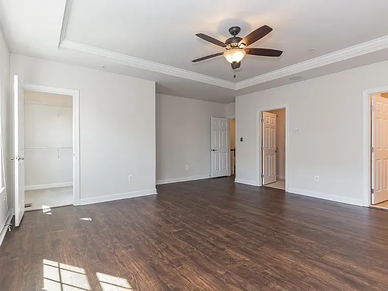 3612 Spring Hollow Ln — Photo 4