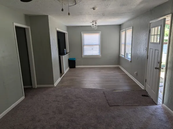 913 SW 5th St, Lawton, OK 73501
