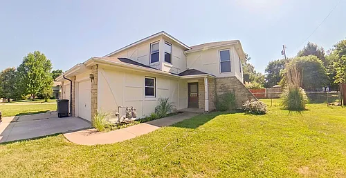 2503 Candlewood Dr Photo 1