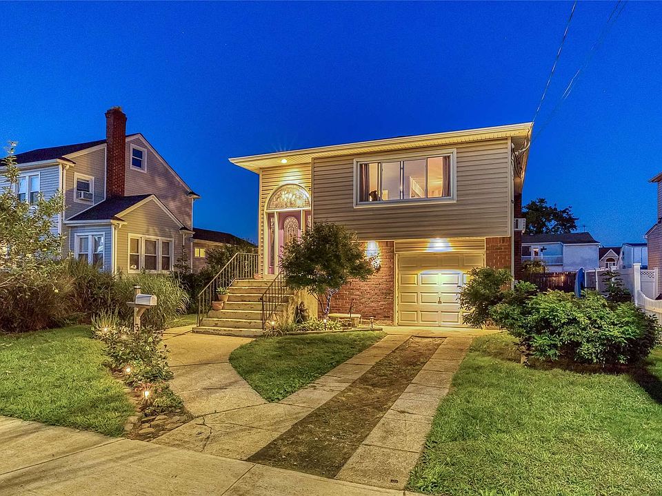 2495 Centre Avenue, Bellmore, NY 11710 Zillow