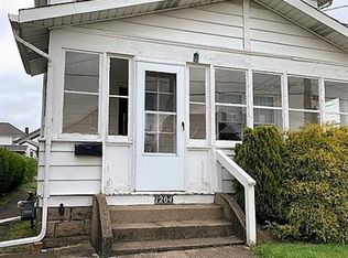 1204 Fairmont Ave, Natrona Heights, PA