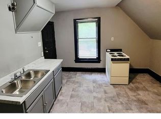 2830 N 28th St #2, Milwaukee, WI 53210