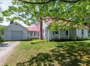 12 Clark Ct, Saxtons River, VT 05154