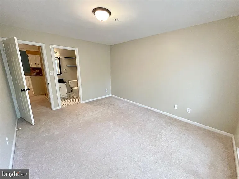 244 S Reynolds St #407 — Photo 13