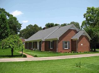 220 Carrington St, Savannah, TN 38372