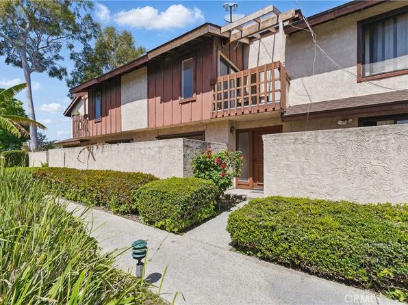 8028 Harrison St, Paramount, CA 90723