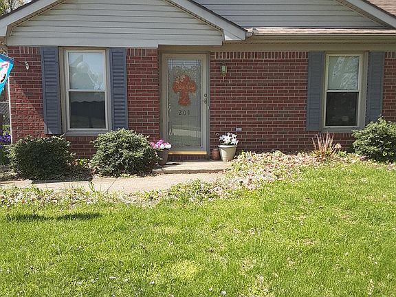 2nd image of 201 Turf Ct