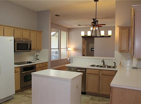 5th image of 1528 Willowross Dr