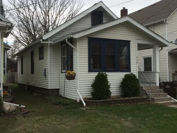 406 Allen St, Lansing, MI 48912