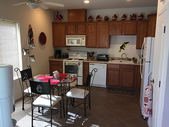 5th image of 13637 E 51st Ln