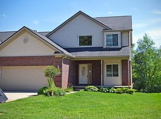 3399 Silver Stone Dr #1, Milford, MI