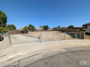 11401 Jimrik Ave, Bakersfield, CA 93312