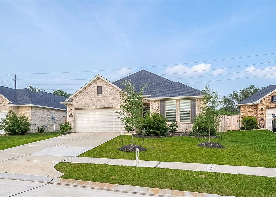 1st image of 8019 Royal Palm Drive