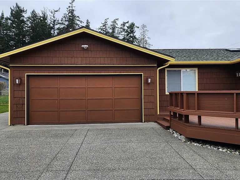 825 Brokaw Rd — Photo 5