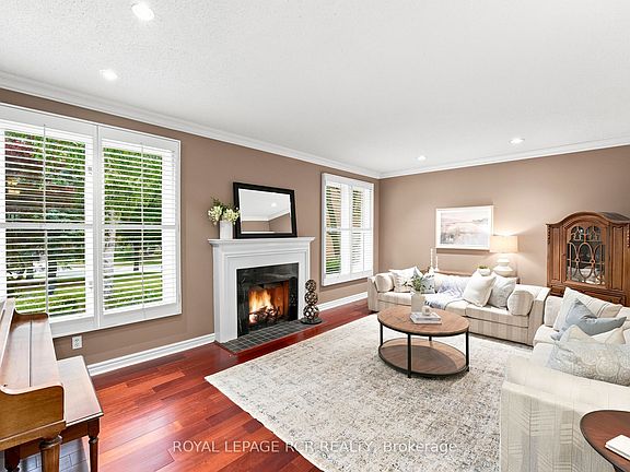 5th image of 107 Windham Trl