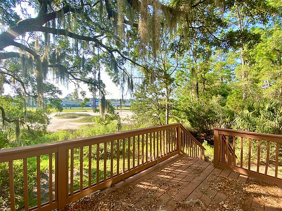 4th image of 22 Salt Marsh Dr